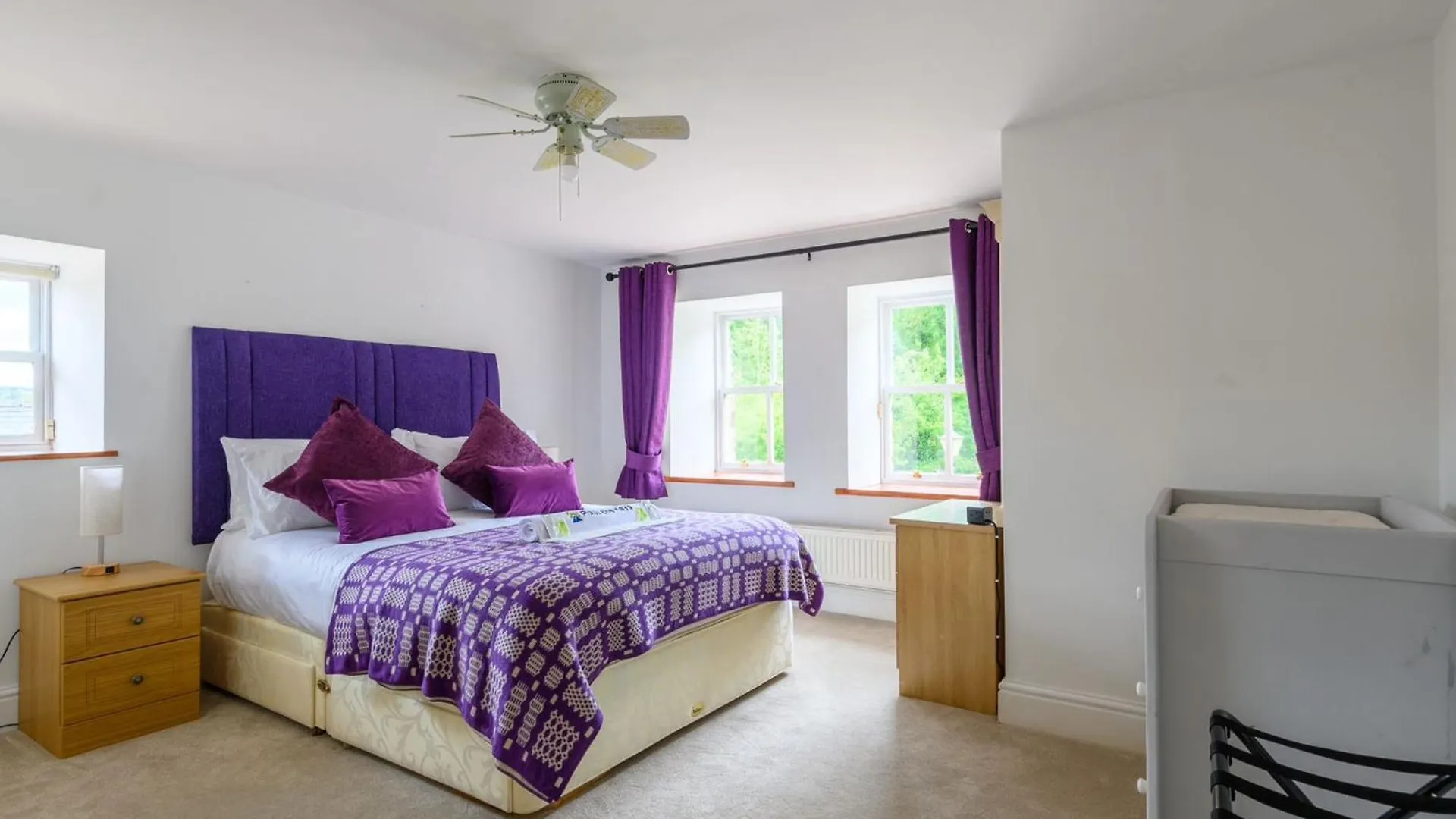 Poplar Farm Retreat - Functions And Events Welcome Pass The Keys Лидс Великобритания